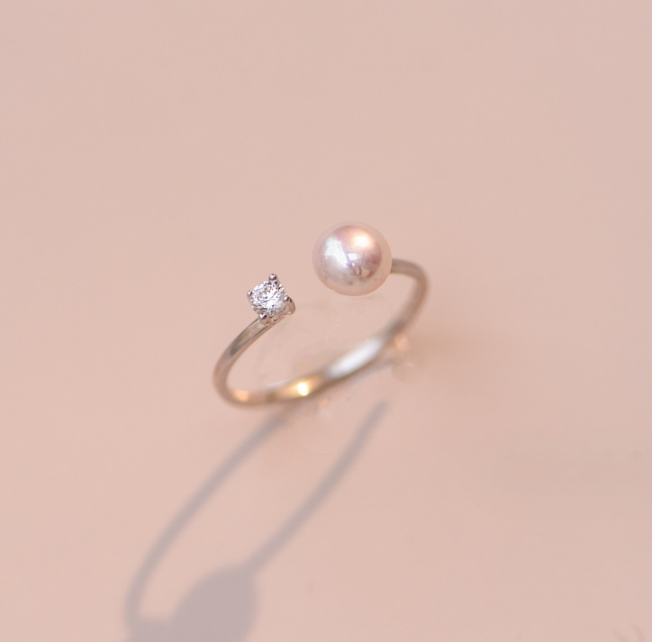 925 Sterling Silver Pearl Opening Ring
